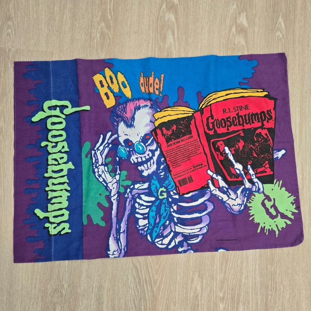 Vintage Goosebumps Pillowcase Standard Skeleton Mummy RL Stine 90s Retro Purple